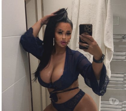 Escorts Elstree Hertsmere - Photos for Khira Kox - INDEPENDENT - ON TOUR