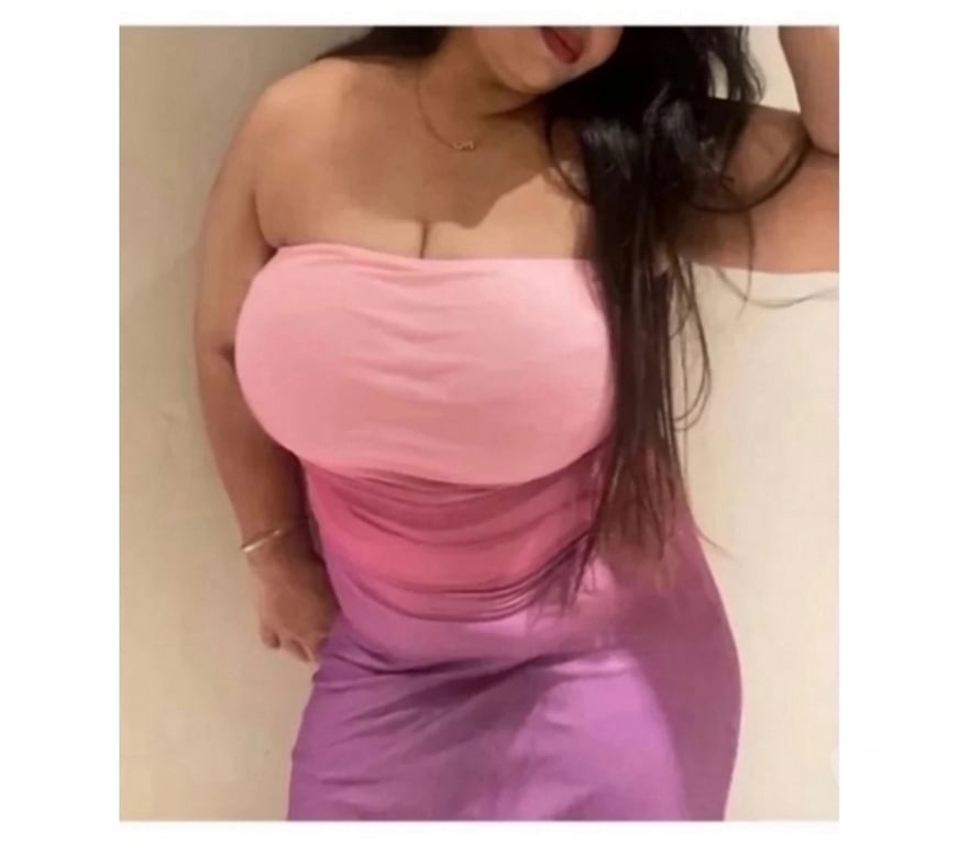 Escorts West London Euston - West London - Photos for Punjabi addict 🔥 curvy tease 💦 BJ queen