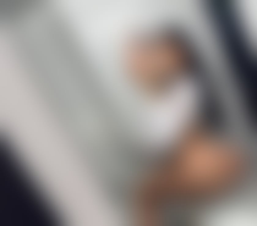 Sara Hot Brazilian – Cool & Discreet