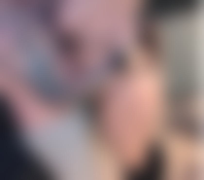 Couple looking for womenand couples