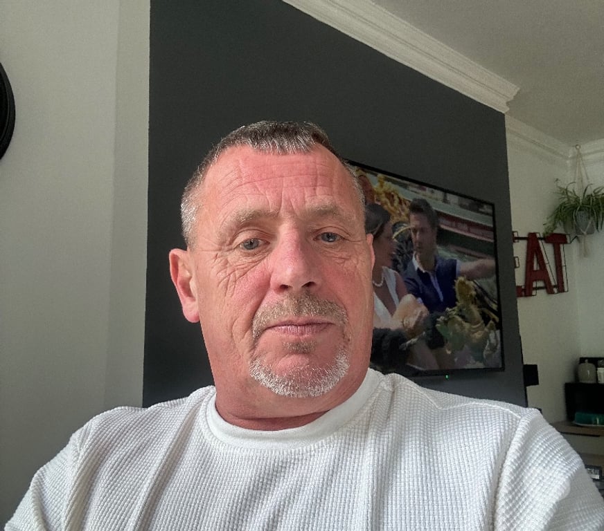 Escorts West Yorkshire Wakefield - Photos for Couple for couple females and males