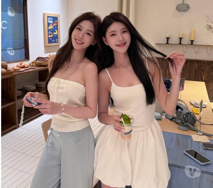 Escorts Surrey Epsom and Ewell - Photos for Gorgeous💕Asian ESCORT Hot🌹KT9 07345010763