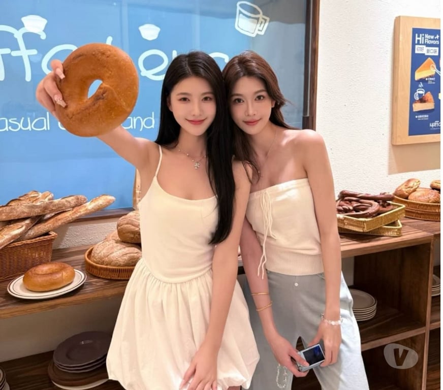 Escorts Surrey Epsom and Ewell - Photos for Gorgeous💕Asian ESCORT Hot🌹KT9 07345010763