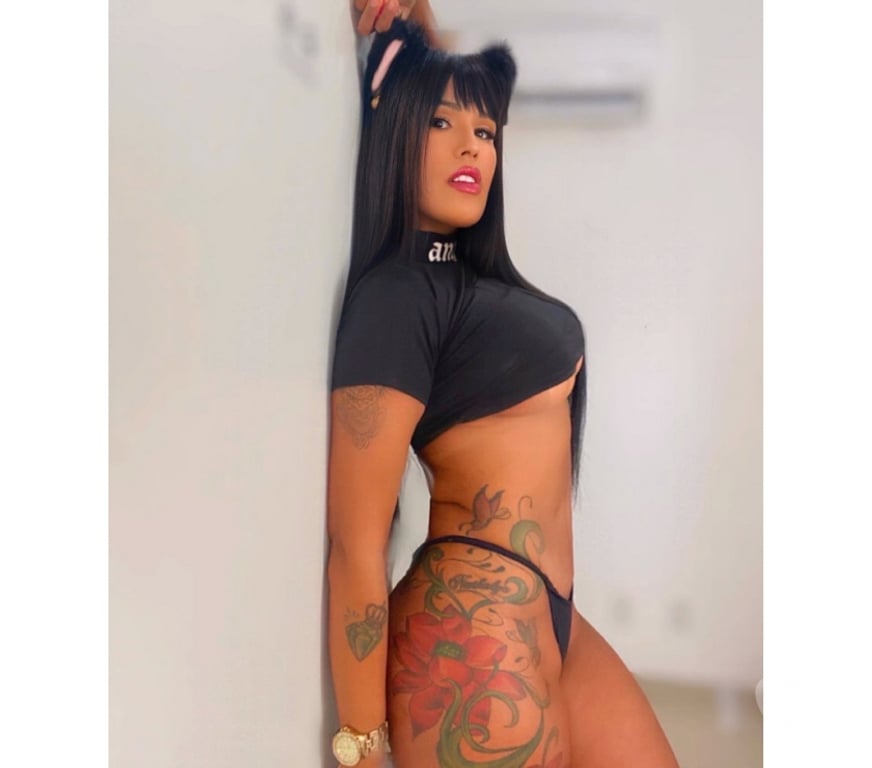 Escorts Central London Kensington and Chelsea - Photos for Mistress Oliveira London Strap-on Dominatrix Pegging