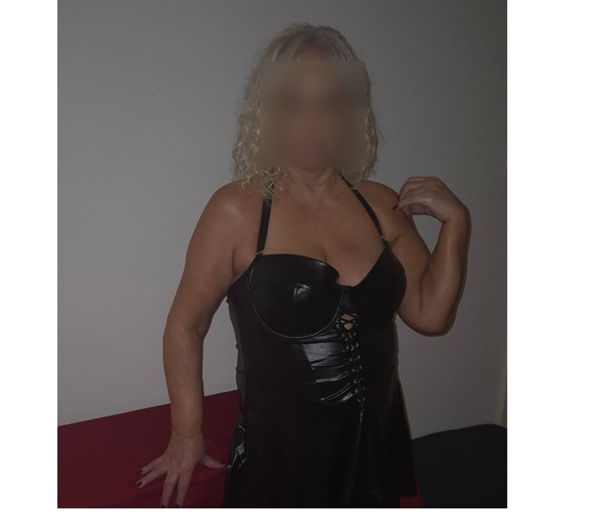 Escorts East London Leyton - East London - Photos for Amazing Blonde xx