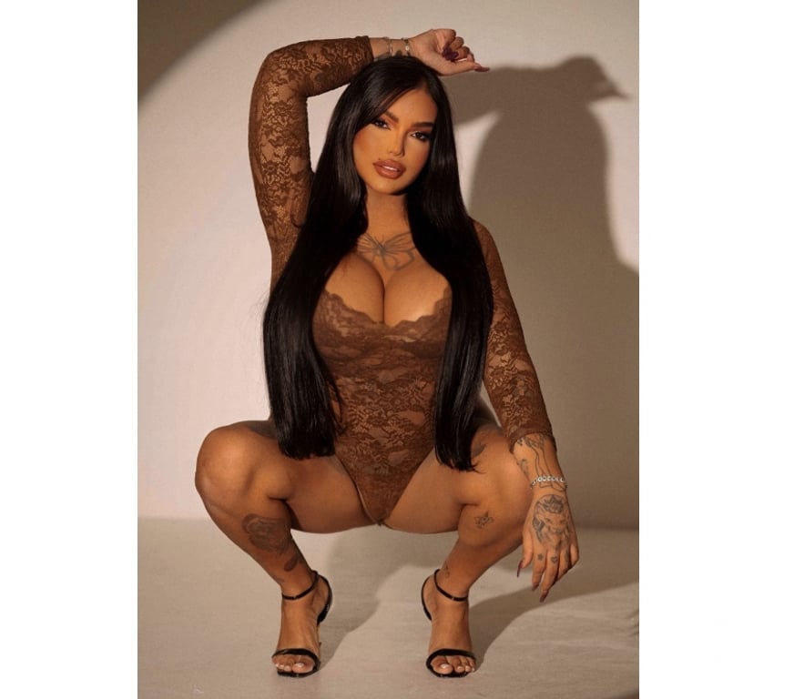 Escorts Merseyside Liverpool - Photos for 🍑🇧🇷 BIG BOTTOM BRAZILIAN TAINA 🇧🇷🍑