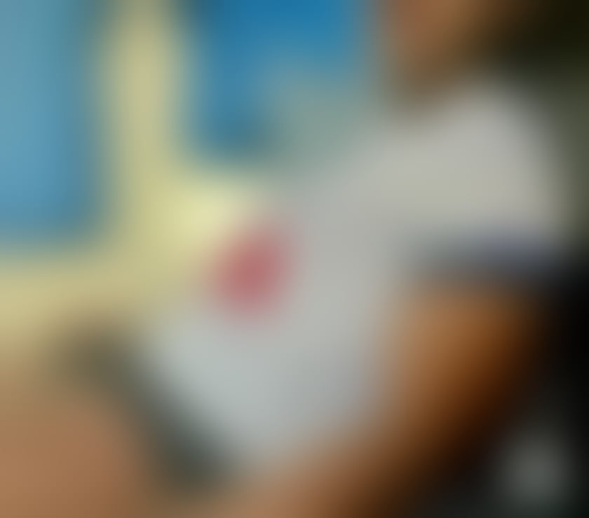 Gay escorts Colindale North West London - Photos for Bi Hung. PLESE email (email address is in the advert)!