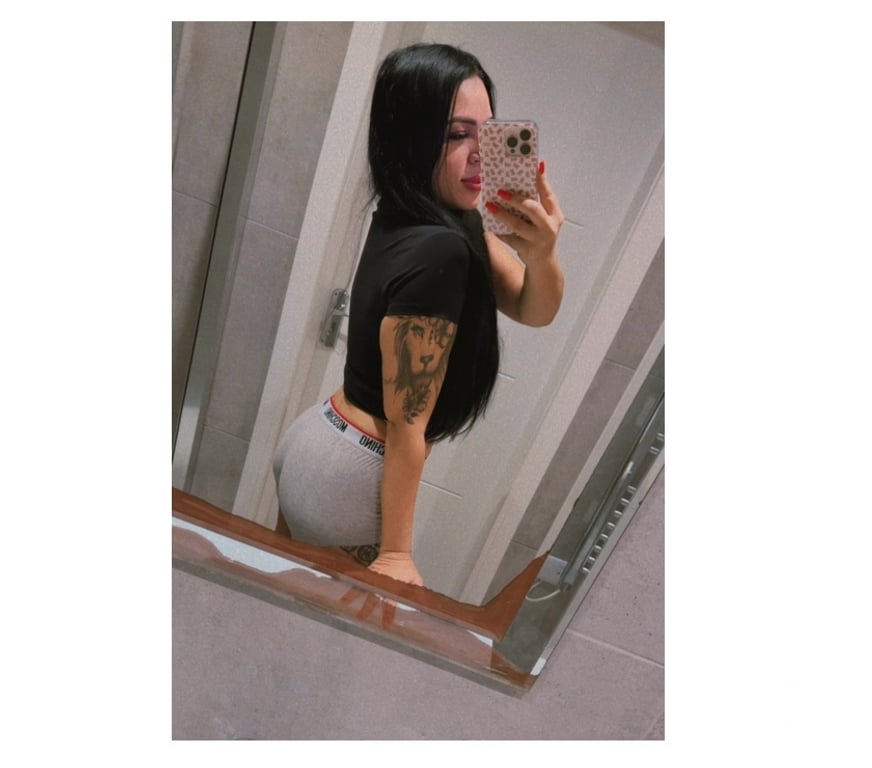 Escorts Kent Medway - Kent - Photos for 🇧🇷Bella big boobs party girl Brazilian🇧🇷