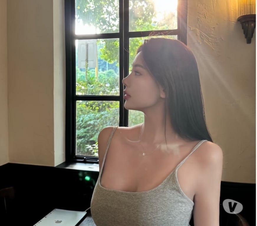 Escorts South West London Kingston upon Thames - Photos for New Asian girl's perfect escort 💋☕️