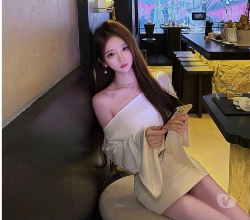 Escorts Buckinghamshire Milton Keynes - Photos for A charming oriental girl New in here