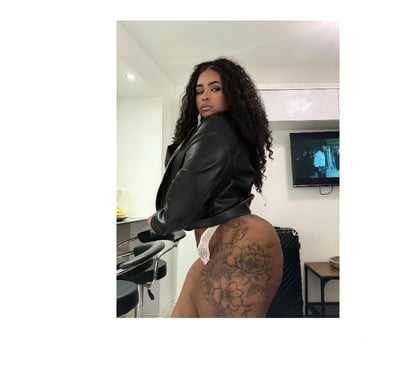 Photos for Stefanie📍 best gpe party girl💖