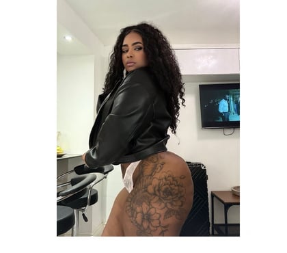 Photos for Stefanie📍 best gpe party girl💖