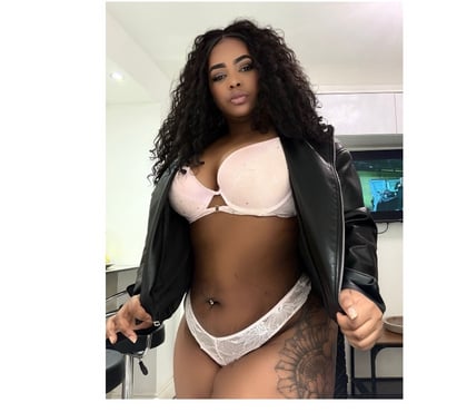 Photos for Stefanie📍 best gpe party girl💖