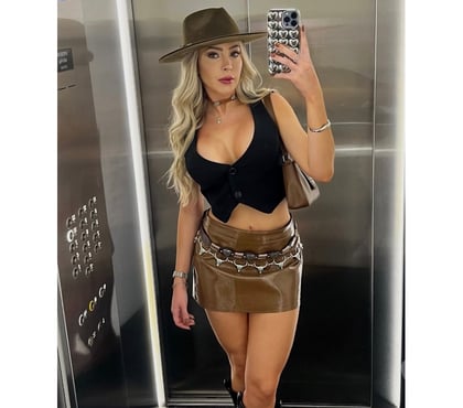 Escorts and Massages Victoria Docks East London - Photos for £40 from 🔥 Leticia