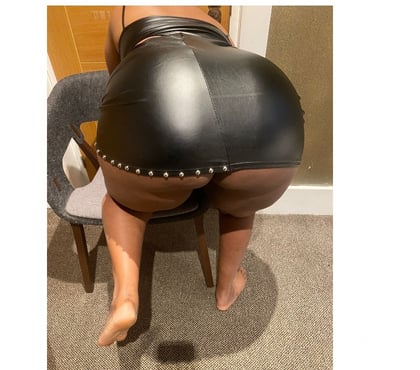  Escorts Reading Town Centre Reading - Photos for Just arrived, African escort and massage.