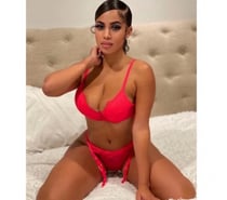 horny, playful, and party girl🥳🥳🥳