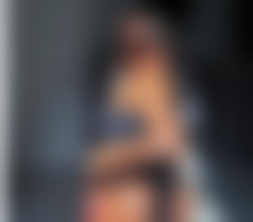 Trans Escorts South West London Battersea - South West London - Photos for IZZA BRAZILIAN TS