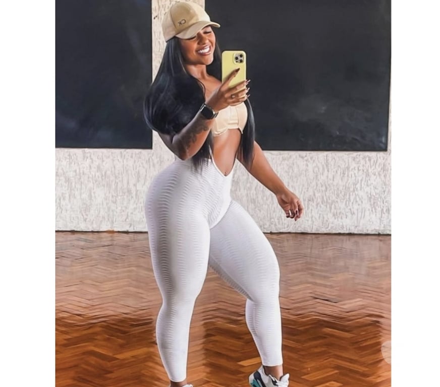 Escorts Hertfordshire Watford - Photos for Pocahontas atrevida e quente