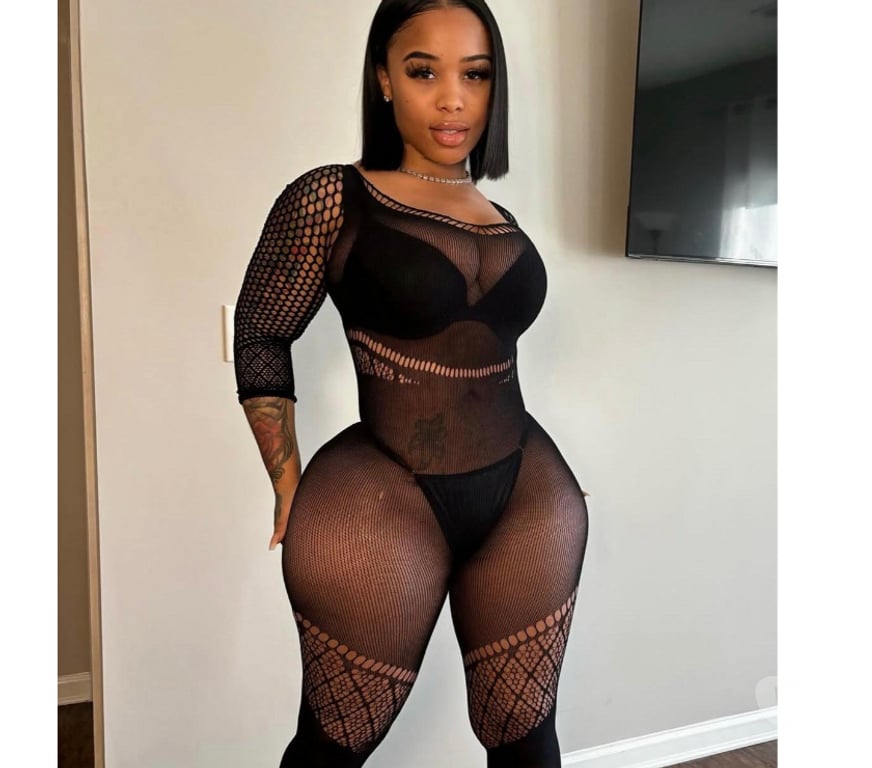 Escorts West London Hillingdon - Photos for Latina Bruna New in TOWN Just for Few Days