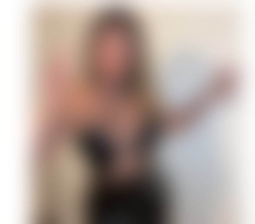 Escorts Oxfordshire Oxford - Photos for New in town TRANS I bet you have never met anyone slut as me