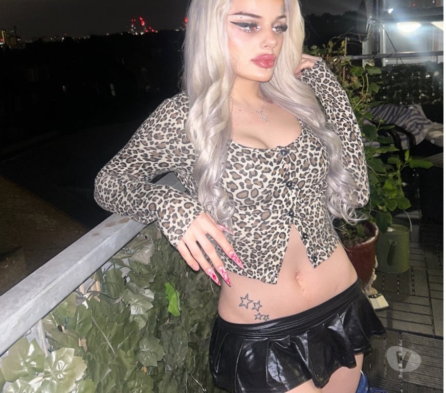 Trans Escorts South East London Bromley - Photos for 5ft3 British TS Roxy