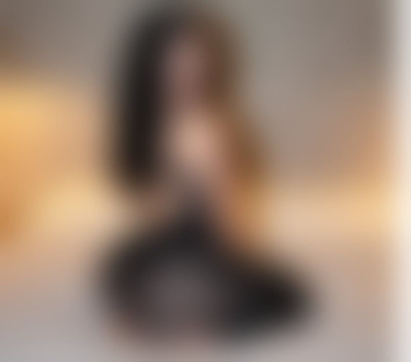 Beautiful curvy ebony😍pg🎉sms