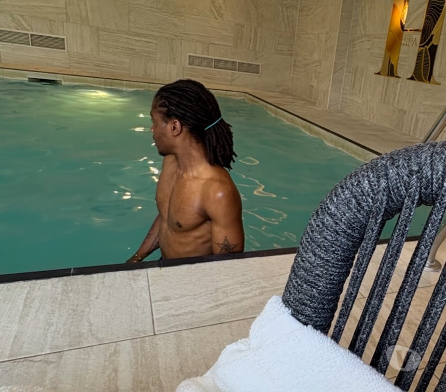  Gay massage Buckinghamshire Milton Keynes - Photos for Elegance with a Wild Side