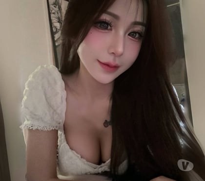 Escorts Hounslow Central Station Hounslow - Photos for 🌸 Charming, Playful & Hard to Forget🥰