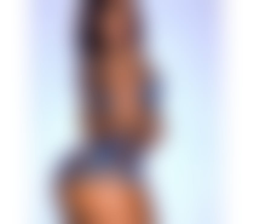 Ebony Latina girl 🥵 party 🎉 New in town