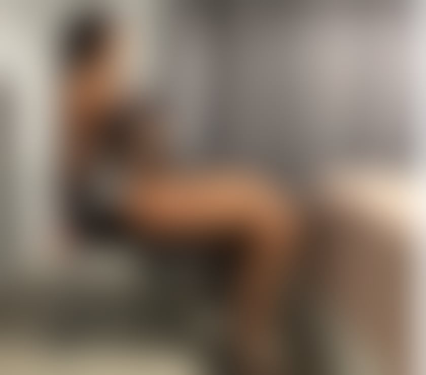 Escorts Glasgow Glasgow City Centre - Glasgow - Photos for Julia Brazilian 🇧🇷 party girl🍑🥂