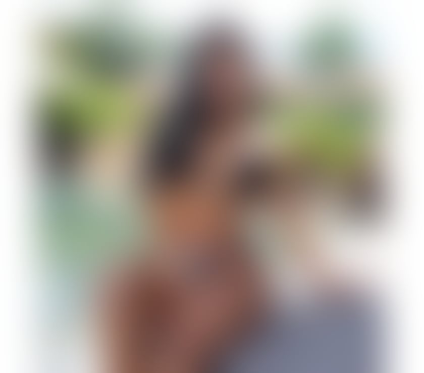 PAOLA NAUGHTY BRUNETTE✨