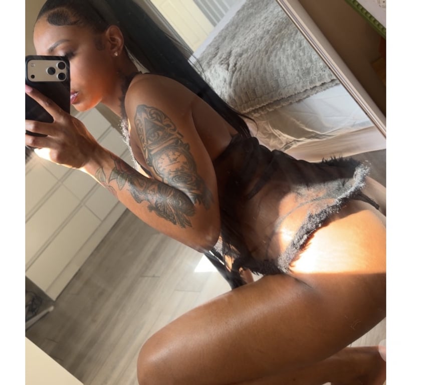 Escorts South East London Woolwich - South East London - Photos for Sexy Caribbean Baby