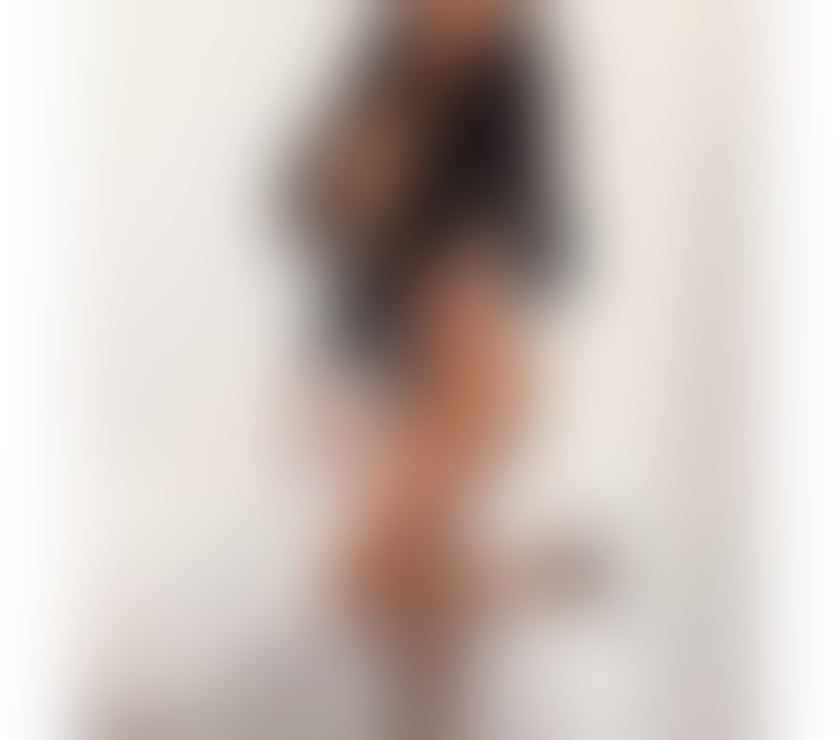 Escorts Sloane Square Station Central London - Photos for Liz connection - intimacy - TANTRIC MASSAGE