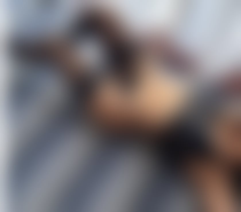 Escorts Sloane Square Station Central London - Photos for connection - intimacy - TANTRIC MASSAGE