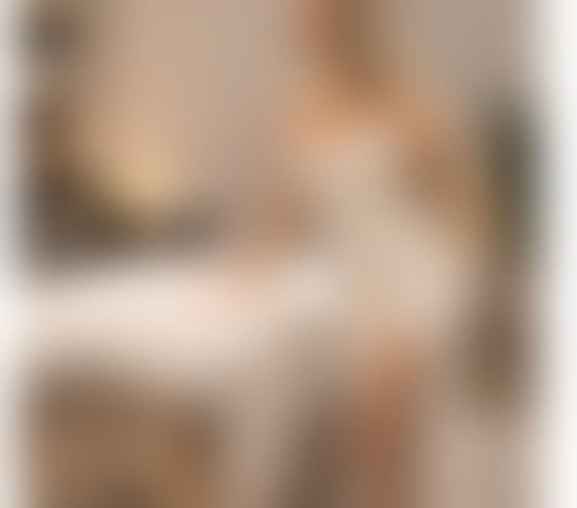 Escorts Sloane Square Station Central London - Photos for Sarah THE blonde -The tantric massage experience