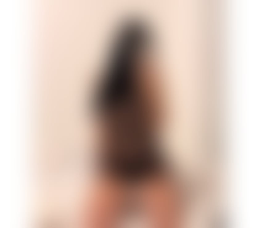 Escorts Sloane Square Station Central London - Photos for Karol - connection - TANTRIC Massage