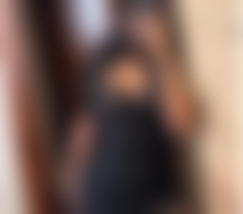 Escorts Central London Sloane Square Station - Central London - Photos for Nina sexy body - connection - TANTRIC Massage