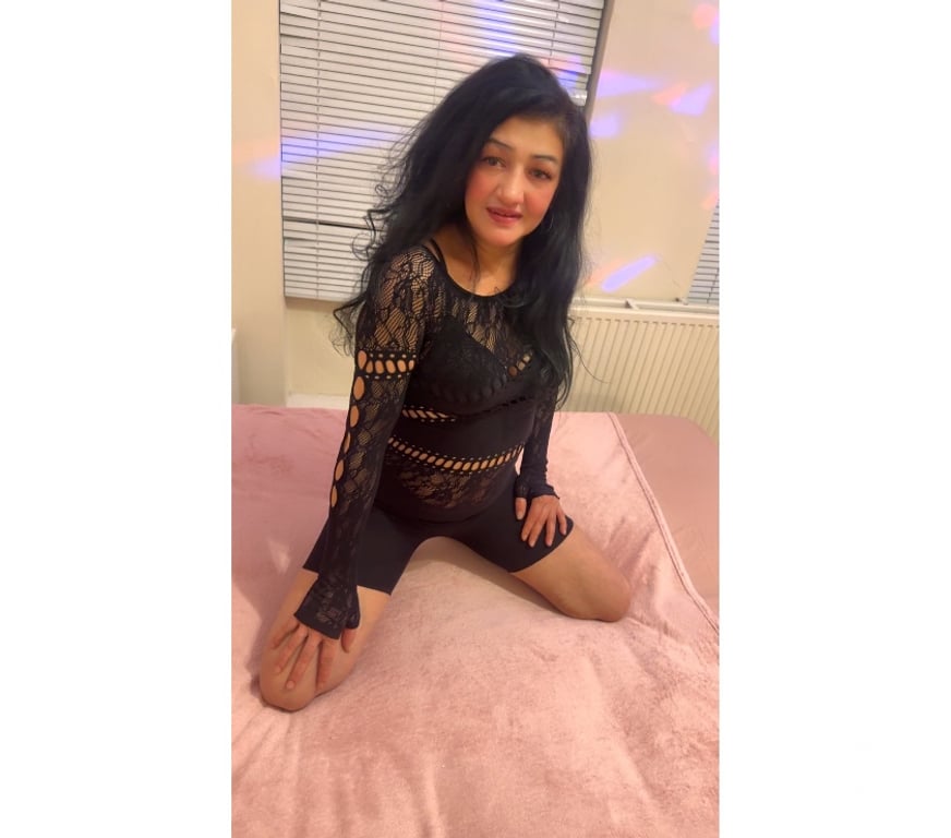 Escorts North West London Colindale - North West London - Photos for SEXY MIRA IN NW4❤️💕 Party 🎉