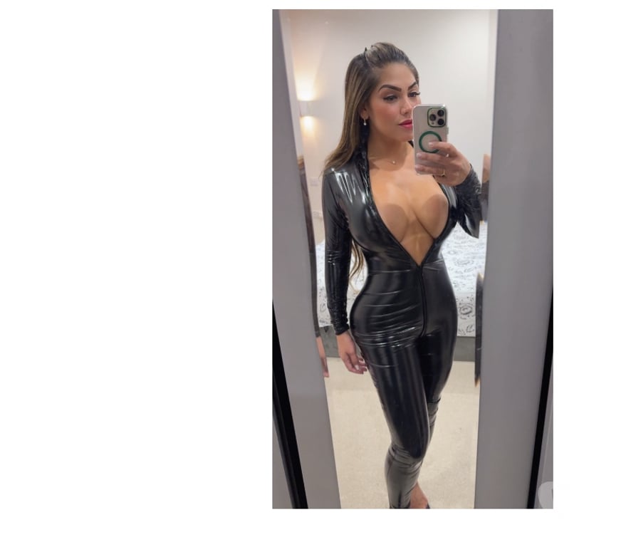 Escorts North London Palmers Green - North London - Photos for HOT Bella Brazilian best service🇧🇷 party girl