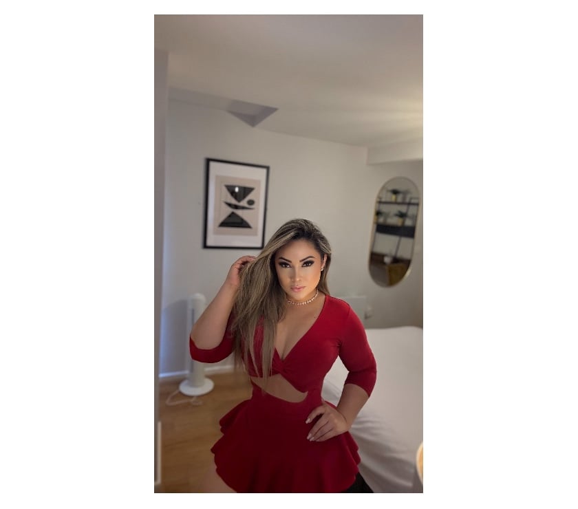 Bárbara ✨ Brazilian 🇧🇷 Party Girl