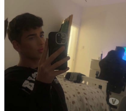 Gay escorts Birmingham City Centre Birmingham - Photos for British boy Vinson 💋👅