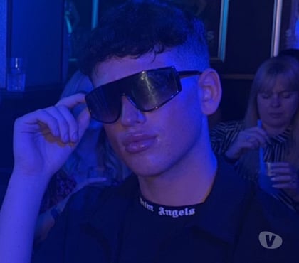 Gay escorts Birmingham City Centre Birmingham - Photos for British boy Vinson 💋👅