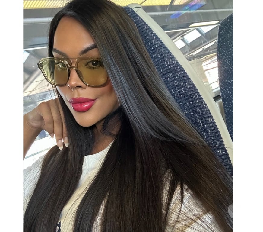 Trans Escorts East London Canary Wharf Station - East London - Photos for Sweet serena Brazillian