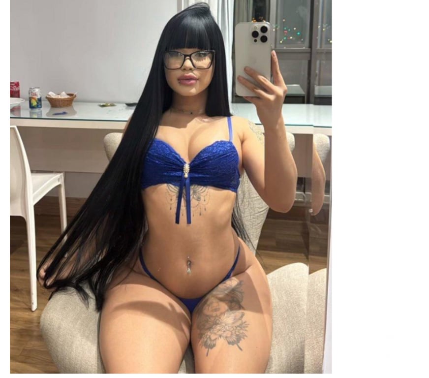 Escorts West London Hillingdon - Photos for JULIA! Your Favorite GFE Latina