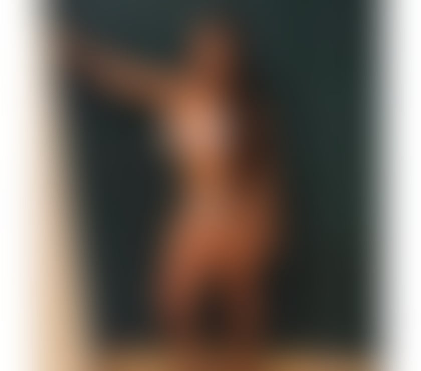 Escorts Suffolk Ipswich - Photos for Latin girl massage and more...