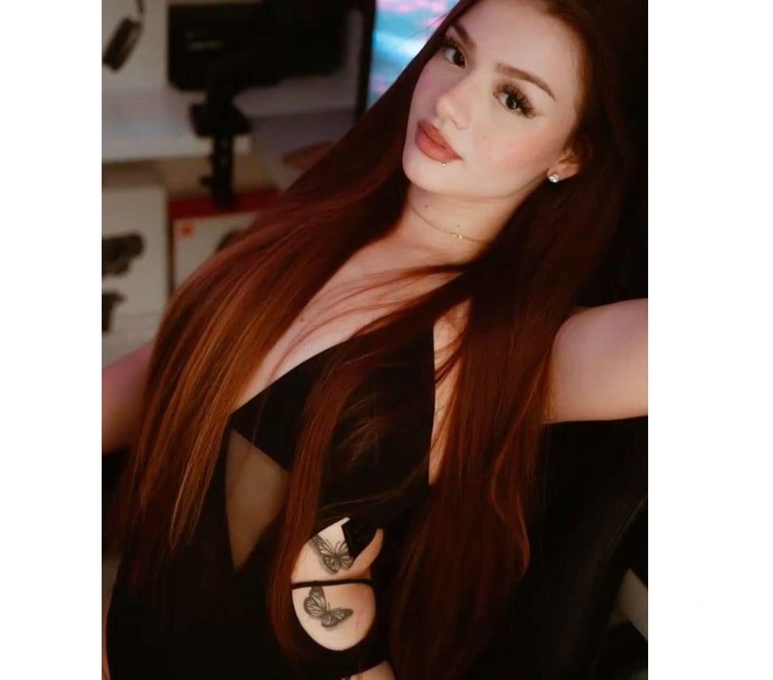 Escorts Kent Medway - Kent - Photos for Julia Brazilian 18yo 🔥🇧🇷🔞 [P@rty] EXTRAS