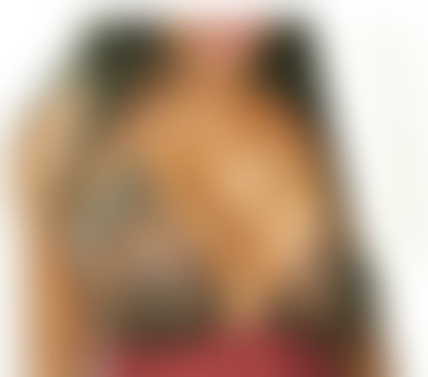 Escorts Edinburgh Edinburgh Old Town - Edinburgh - Photos for New super busty north American ebony girl . happy new yearxo