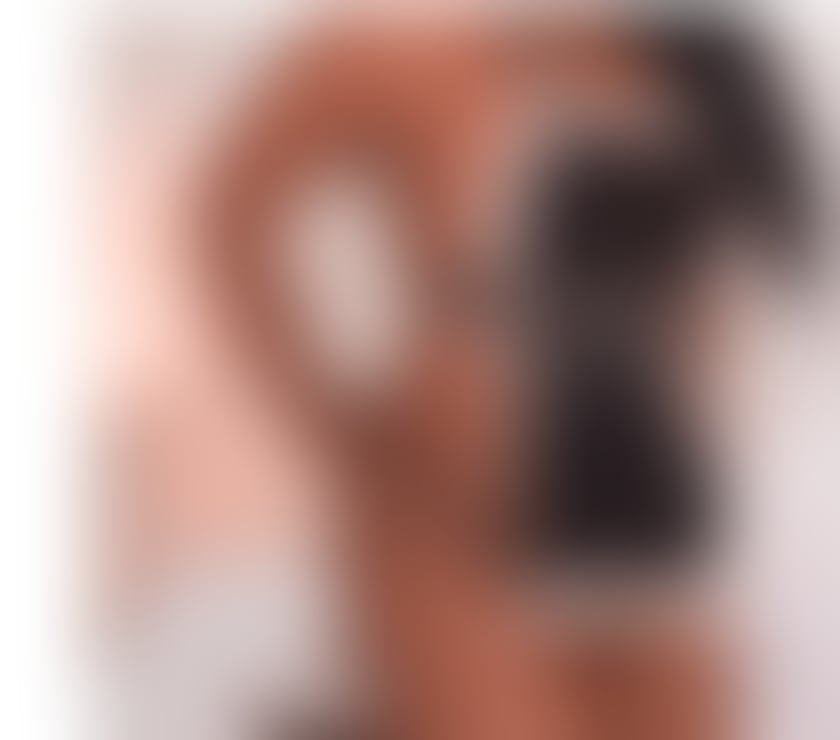 Escorts Edinburgh Edinburgh Old Town - Edinburgh - Photos for New super busty north American ebony girl . happy new yearxo