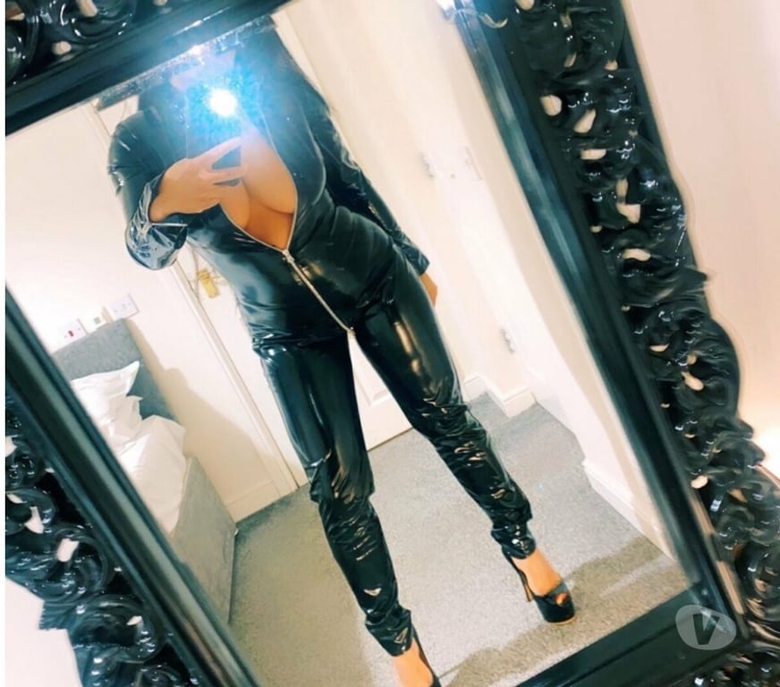 Escorts Dundee Dundee City Centre - Dundee - Photos for Mistress Meduza 5 Day in City BDSM DOMINATION WS