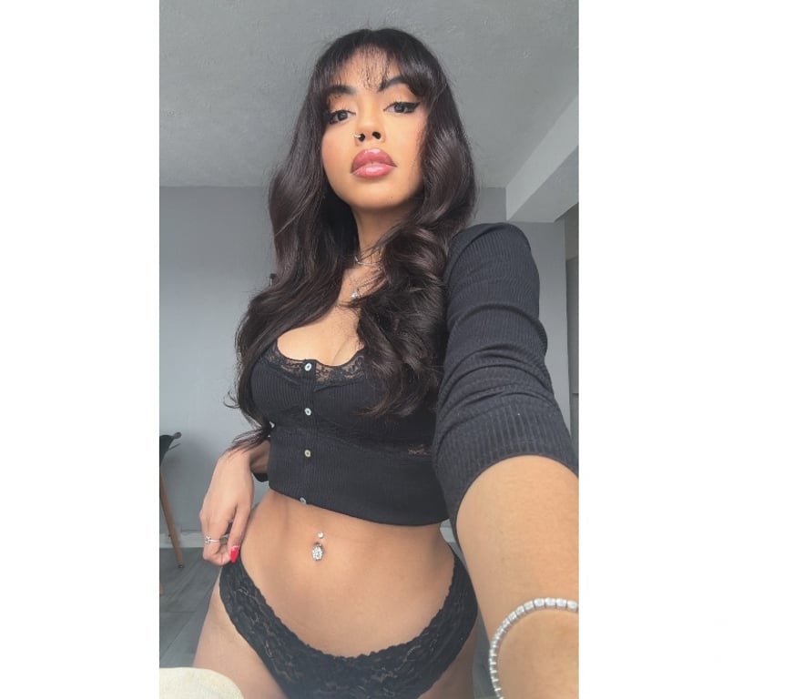 Trans Escorts East London Canary Wharf Station - East London - Photos for Julliani Ts Brasilian